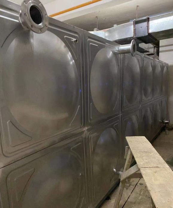塔城日常维护不锈钢水箱的流程是怎样的